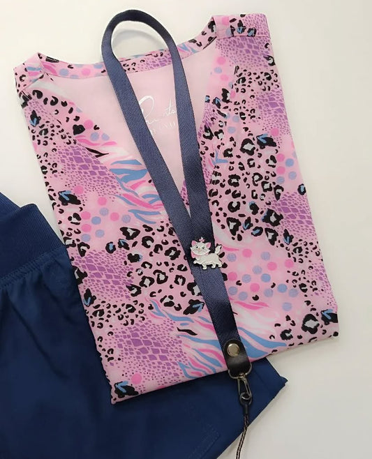 TOP ESTAMPADO ANIMAL PRINT ROSA